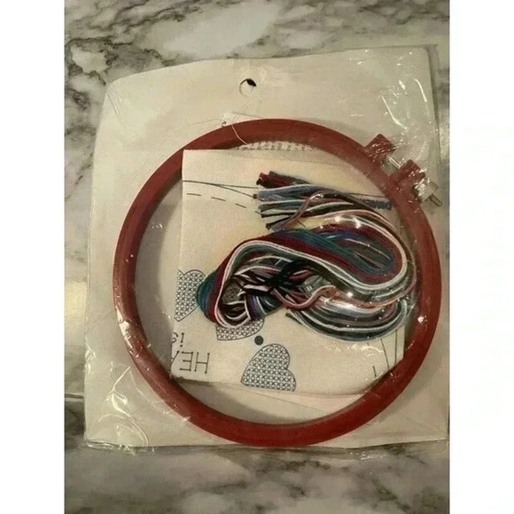 DIMENSIONS HOME AND HEART CROSS STITCH 72408 - Picture 2 of 2